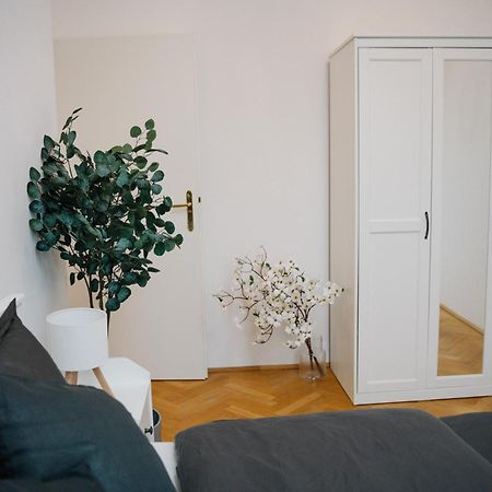 וינה 110Qm, 4 Bedrooms, Near Schoenbrunn - Axara Housing Osw 33 מראה חיצוני תמונה
