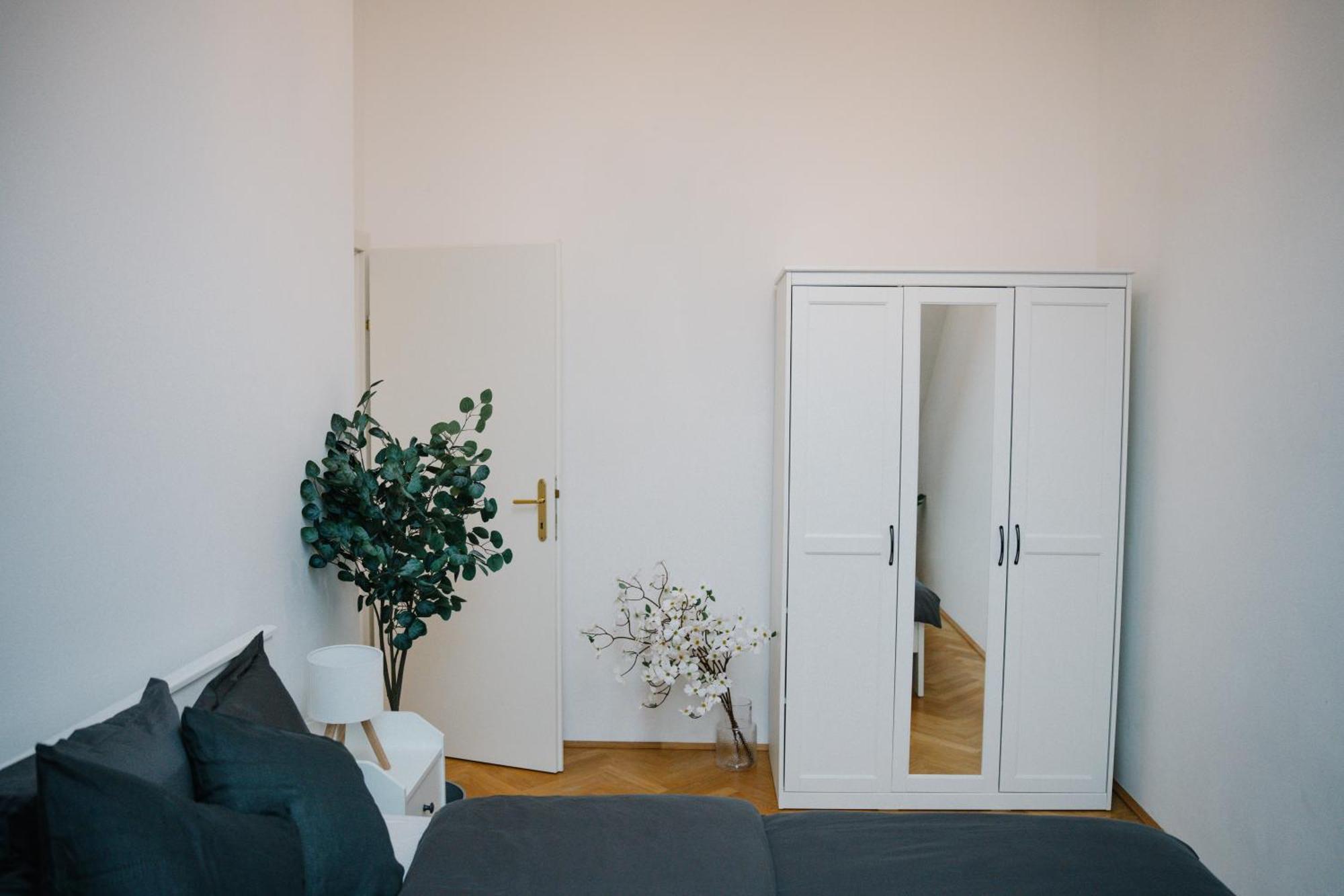 וינה 110Qm, 4 Bedrooms, Near Schoenbrunn - Axara Housing Osw 33 מראה חיצוני תמונה